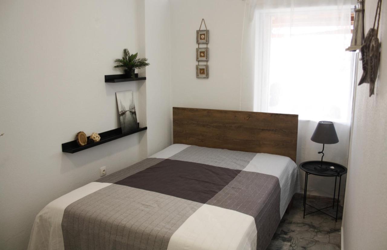 Beachfront Garden Apartment- Atlas Complex Λουτράκι Εξωτερικό φωτογραφία